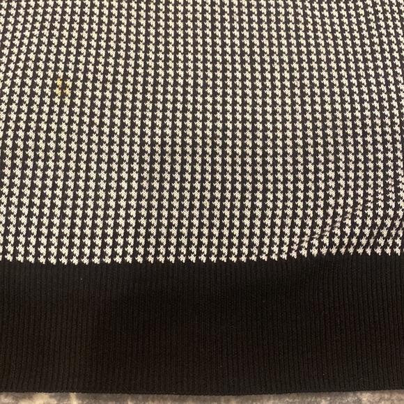 POLO GOLF BLACK AND WHITE HOUNDS TOOTH SWEATER VEST XL - Picture 6 of 9